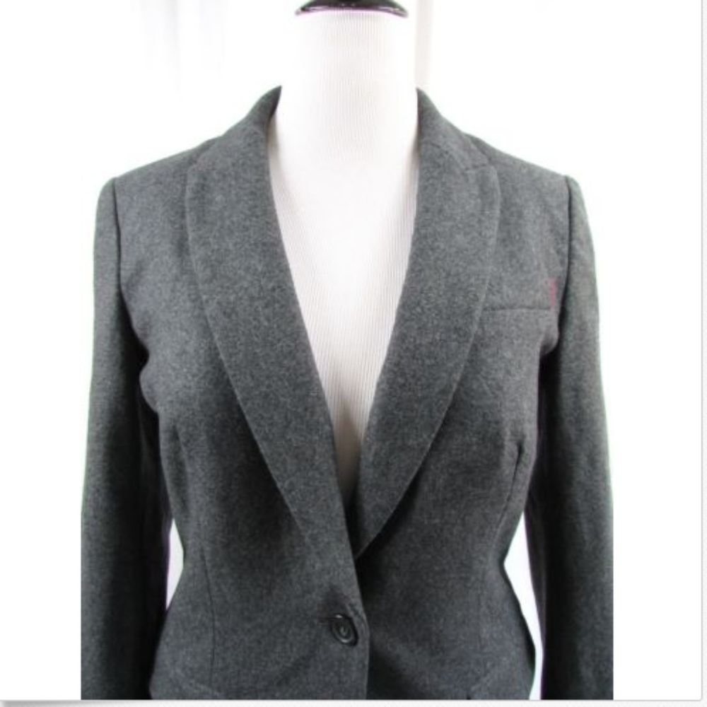Banana Republic Charcoal Gray Wool Blazer - Picture 2 of 8